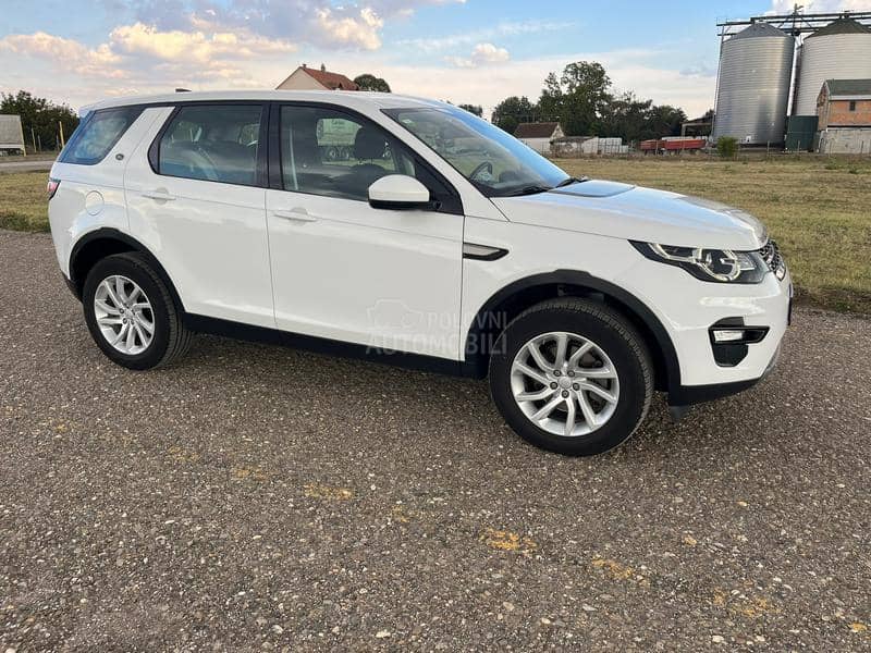 Land Rover Discovery Sport 7 sedista 4x4