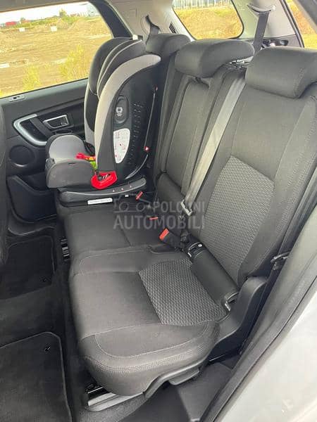 Land Rover Discovery Sport 7 sedista 4x4