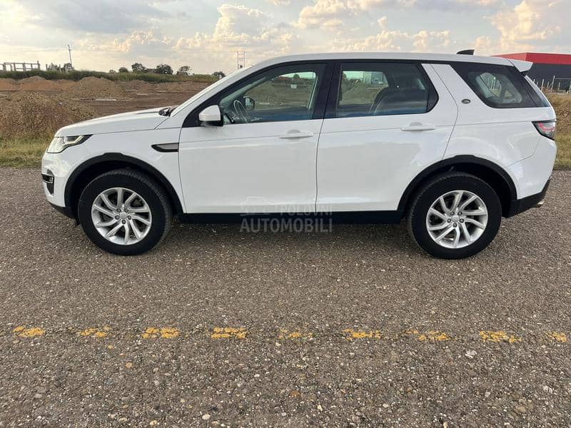 Land Rover Discovery Sport 7 sedista 4x4