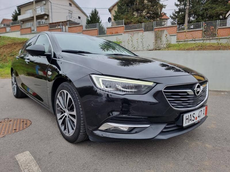 Opel Insignia REZERVISAN