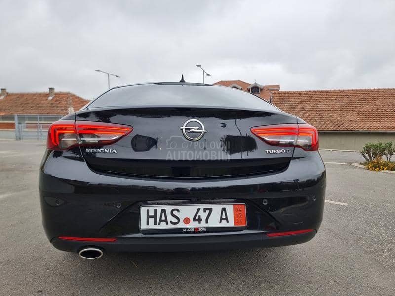 Opel Insignia REZERVISAN