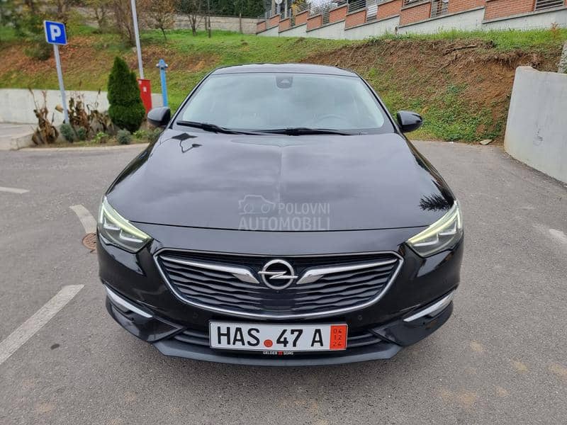 Opel Insignia REZERVISAN