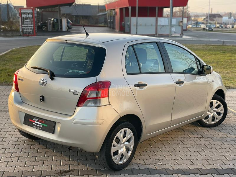 Toyota Yaris 2011 NOVA