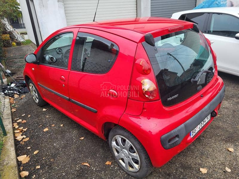 Peugeot 107 1.0