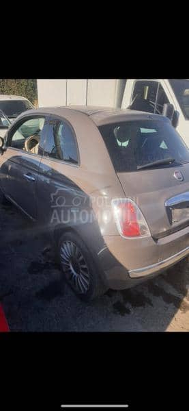 Fiat 500 -  kompletan auto u delovima