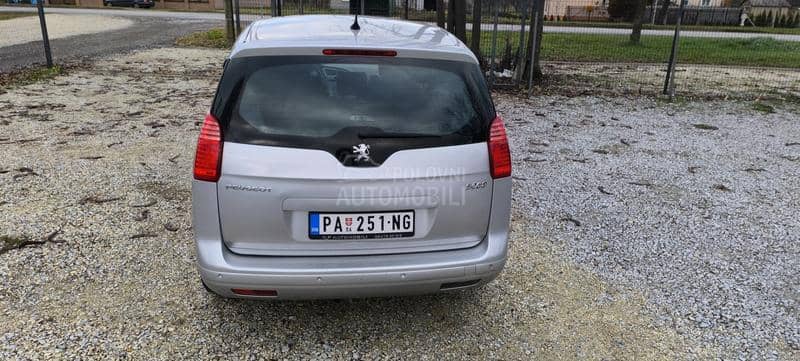 Peugeot 5008 1.6 hdi