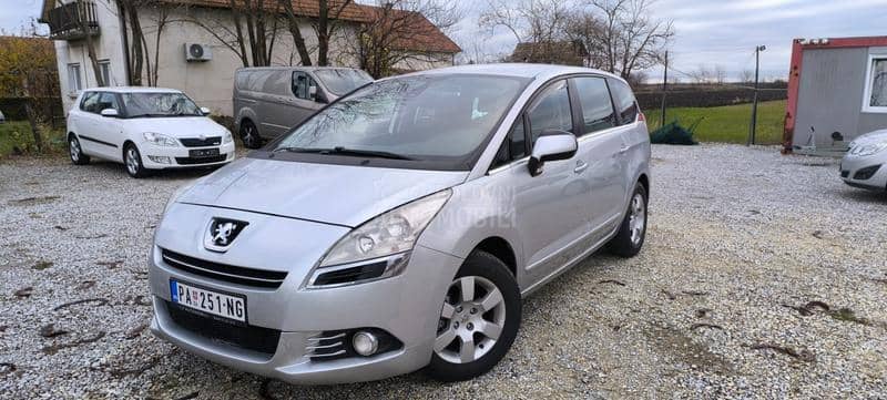 Peugeot 5008 1.6 hdi