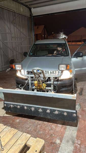 Toyota Land Cruiser 3.0 Kratka Manuelna