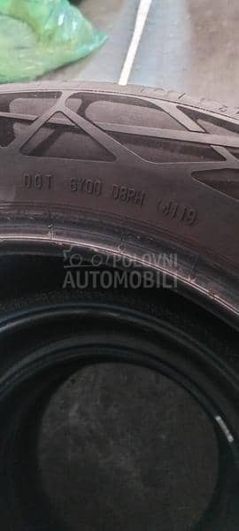 Continental 225/55 R17 Letnja