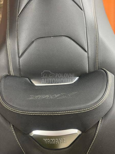 Yamaha XMAX 300 Tech MAX