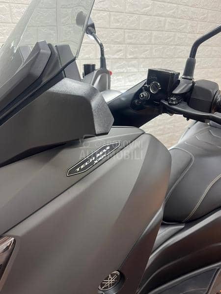 Yamaha XMAX 300 Tech MAX