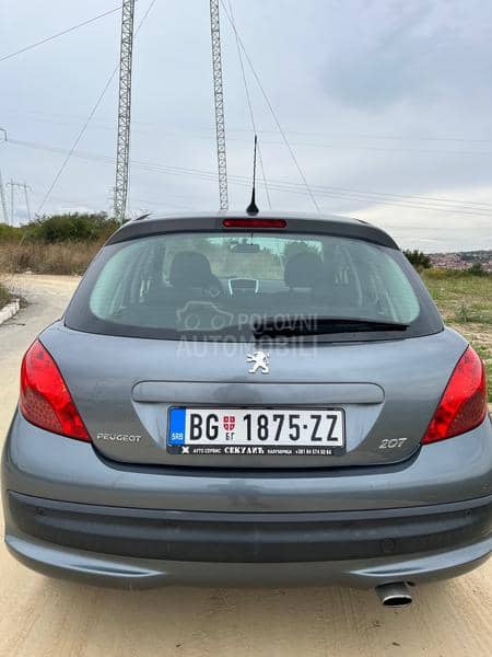 Peugeot 207 VTI 1.6 - 120