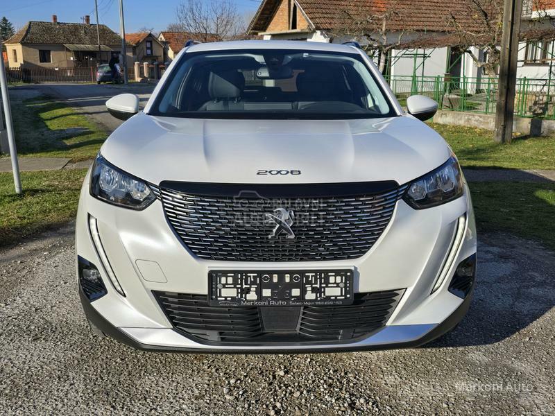 Peugeot 2008 1.2 AUT/REZERVISAN