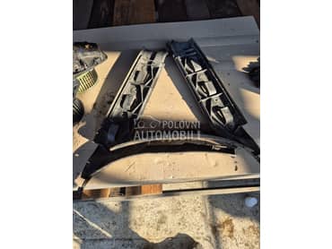 Nosaci zadnjeg branika za Škoda Superb od 2002. do 2006. god.