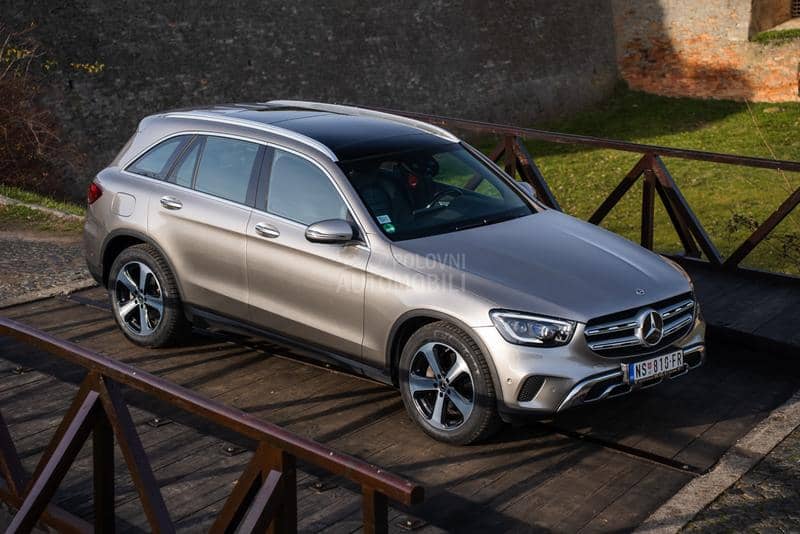 Mercedes Benz GLC 300 2.0D AMG/Virt/Pano