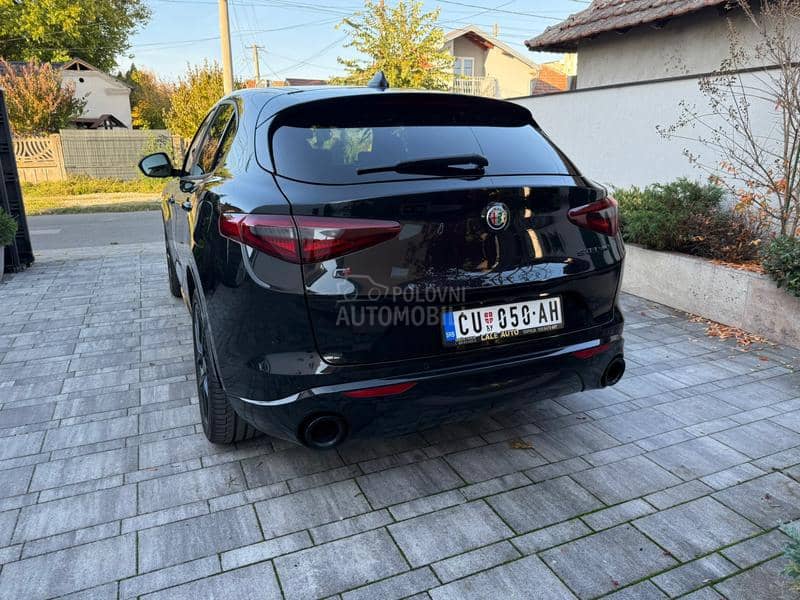 Alfa Romeo Stelvio VELOCE  Q4