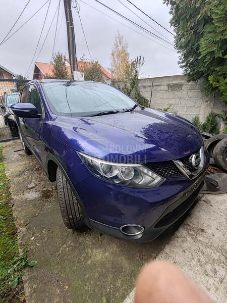 Nissan Qashqai 1.2 b 2013. god. -  kompletan auto u delovima