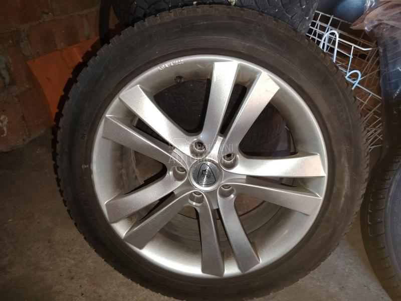 Dunlop 225/50 R17 Zimska