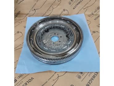 ZAMAJAC 04E 105 266 AM za Volkswagen Caddy, Polo, Touran ... od 2020. do 2025. god.