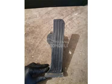 pedala gasa za Volkswagen Passat B6