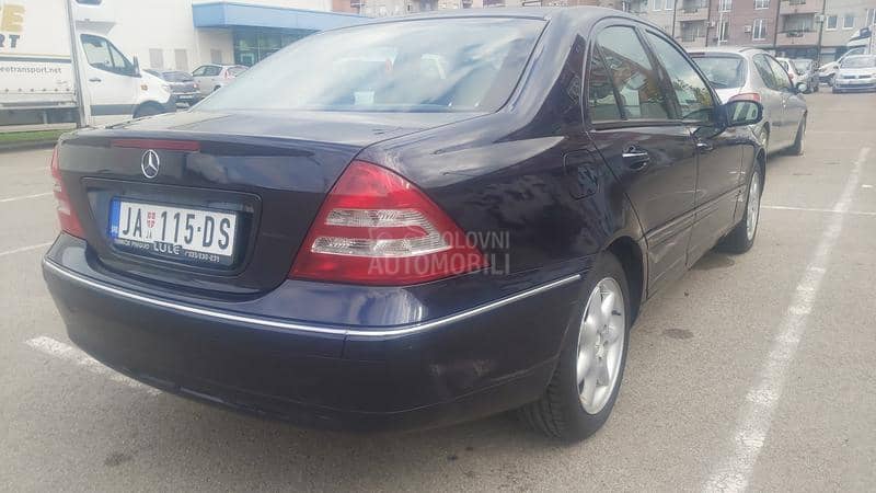 Mercedes Benz C 240 ELEGANCE 2.6 V6