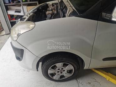 Levo krilo belo za Fiat Doblo od 2011. do 2015. god.