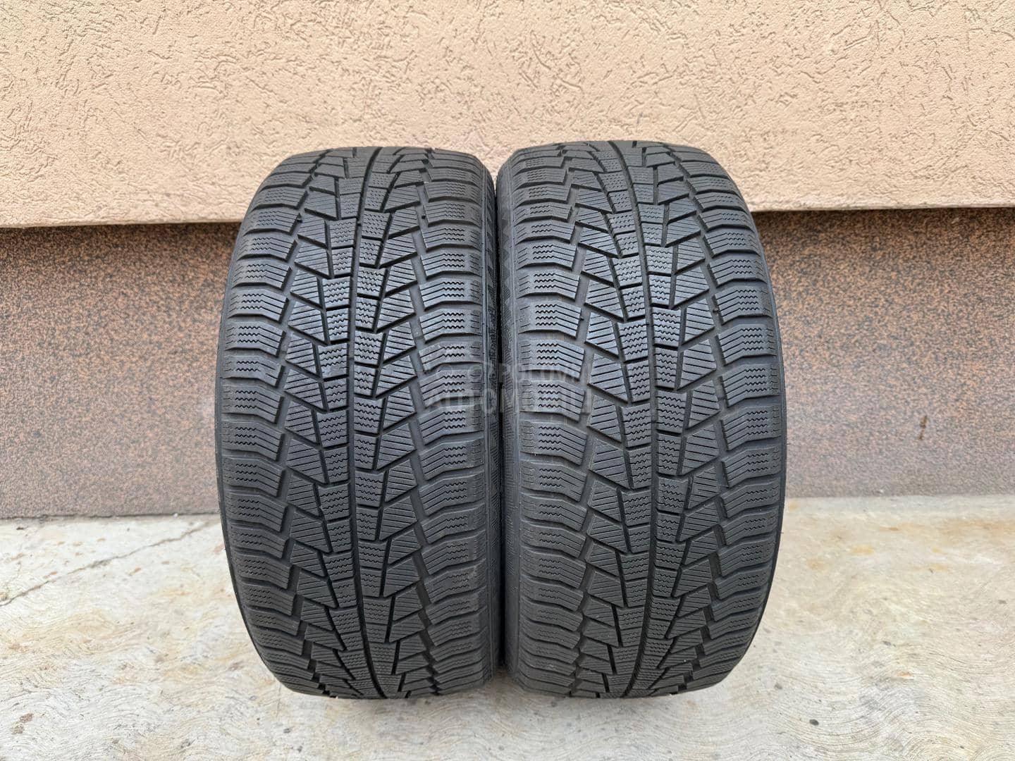 Gislaved 225/40 R18 Zimska | Gume | Polovni Automobili