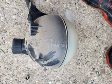 boca-čantra za antifriz za Mercedes Benz A Klasa, A 150, A 160 ... od 2004. do 2008. god.