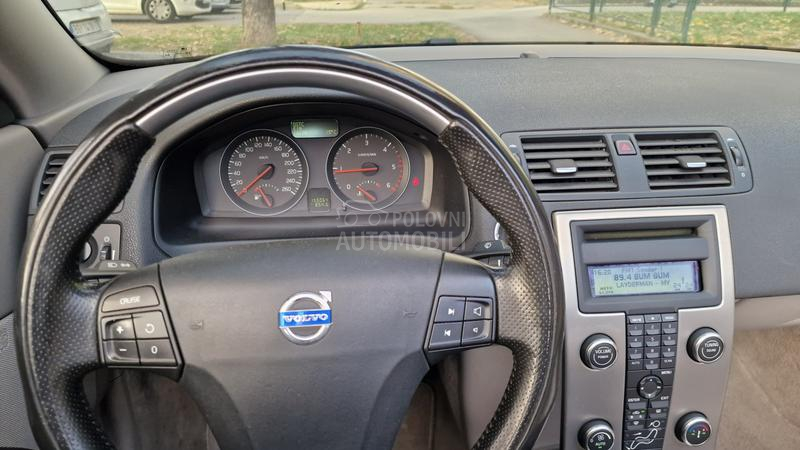 Volvo C70 2.0D  SUMMUM