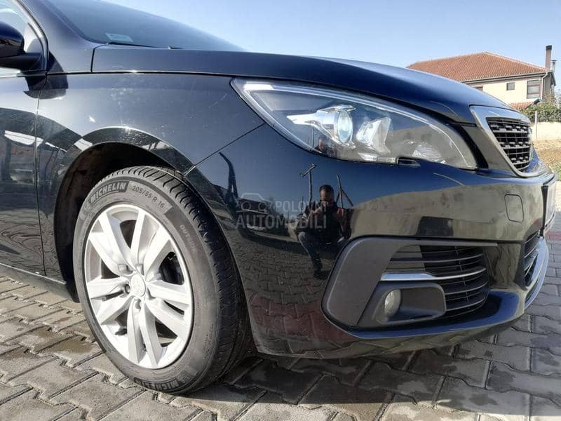 Peugeot 308 1.5HDI LED/NAV