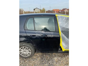 Volkswagen Golf 6 TDI -  kompletan auto u delovima