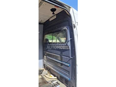 Pregrada Mercedes W906