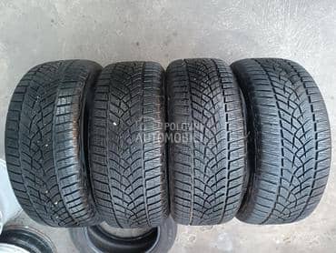 Goodyear 215/50 R17 Zimska