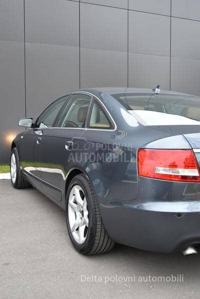 Audi A6 2.0 TDI MT