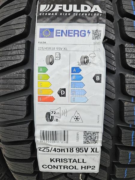 Fulda 245/40 R18 Zimska