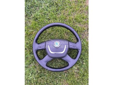 Volan sa komandama za Škoda Superb od 2008. do 2012. god.