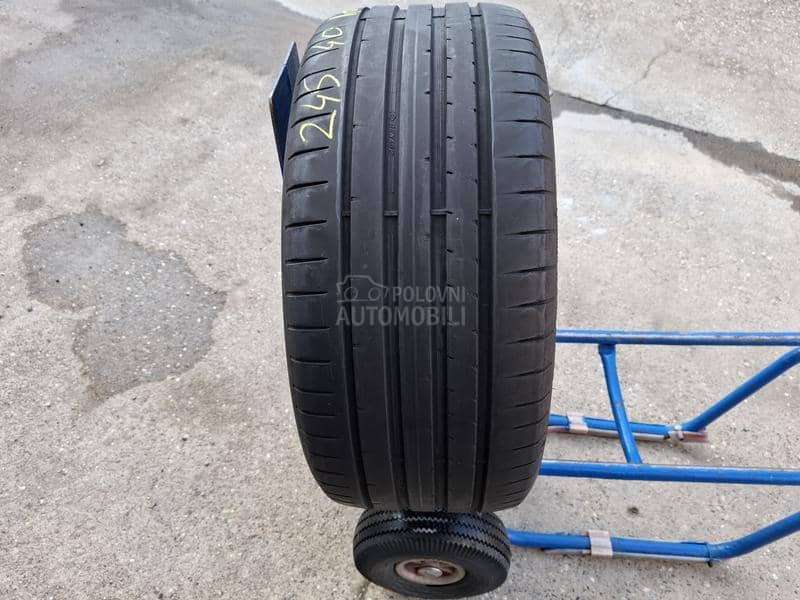 Dunlop 245/40 R18 Letnja