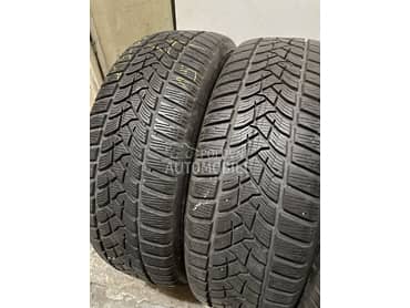 Dunlop 215/65 R16 Zimska