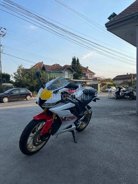 Yamaha R125 60th GP Anniversary