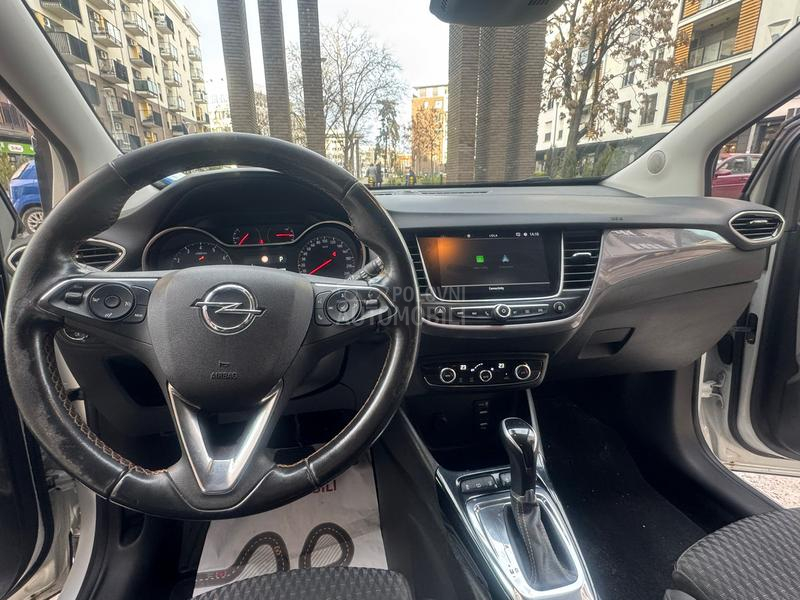 Opel Crossland X  CROSSOWER