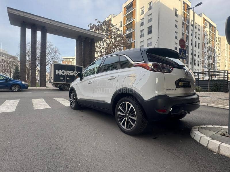 Opel Crossland X  CROSSOWER