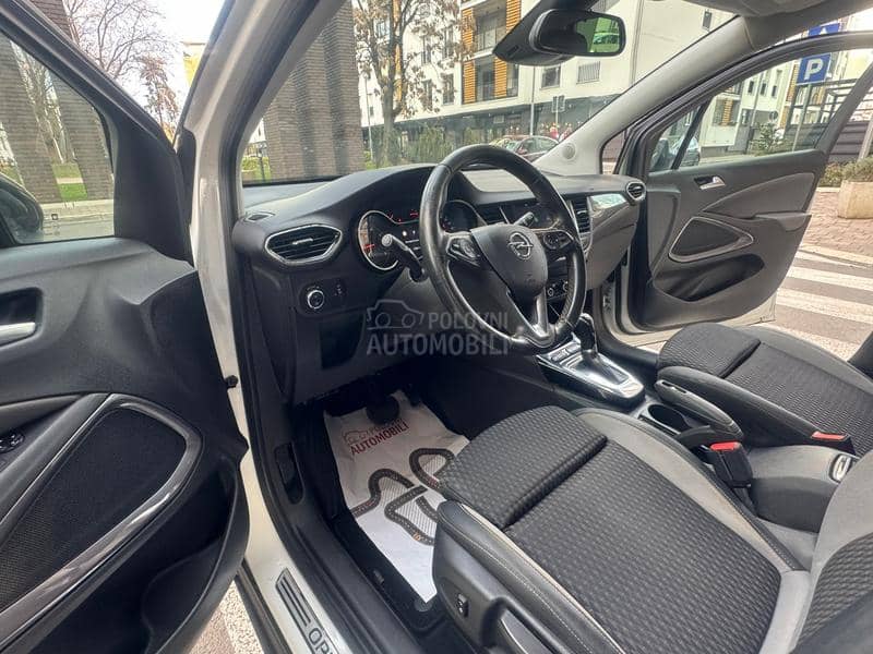 Opel Crossland X  CROSSOWER