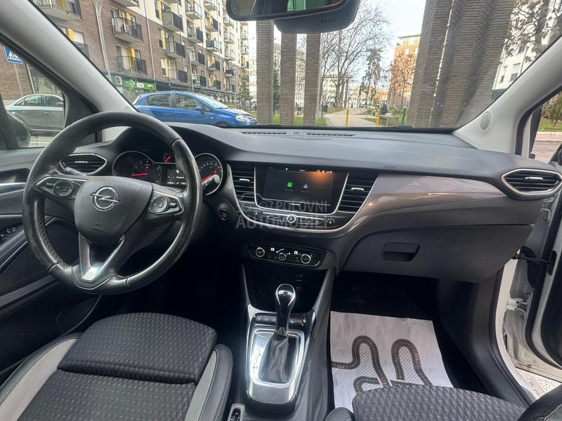 Opel Crossland X  CROSSOWER