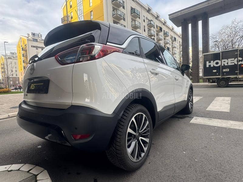 Opel Crossland X  CROSSOWER