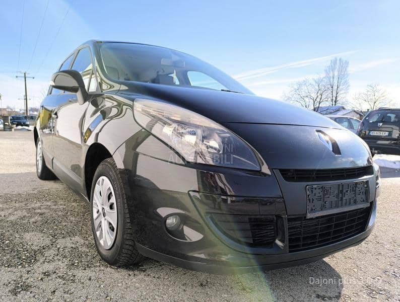 Renault Scenic 1.5 DCI