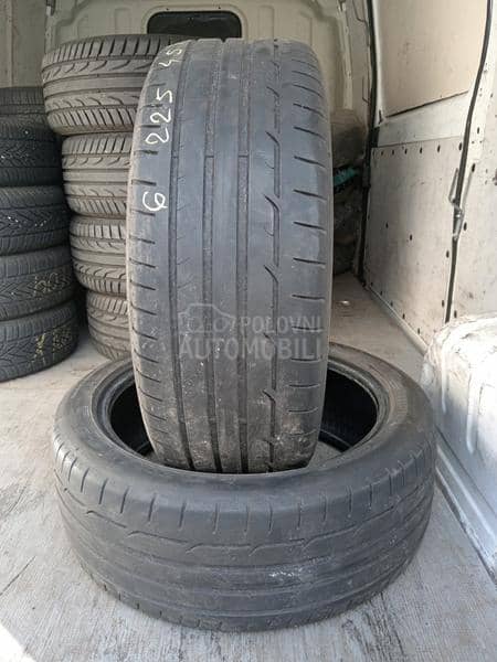 Dunlop 225/45 R19 Letnja