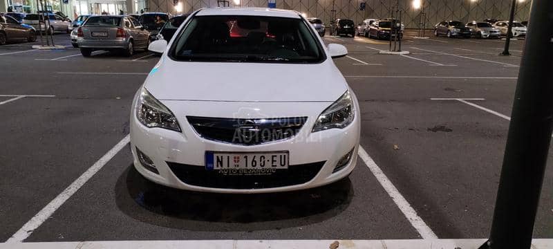 Opel Astra J 1.3 CDTI ECOFlex