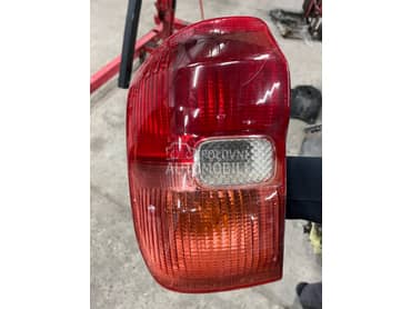 Levo stop svetlo lampa leva za Toyota RAV 4 od 2000. do 2005. god.