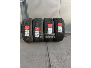 Ostalo 235/45 R18 Zimska