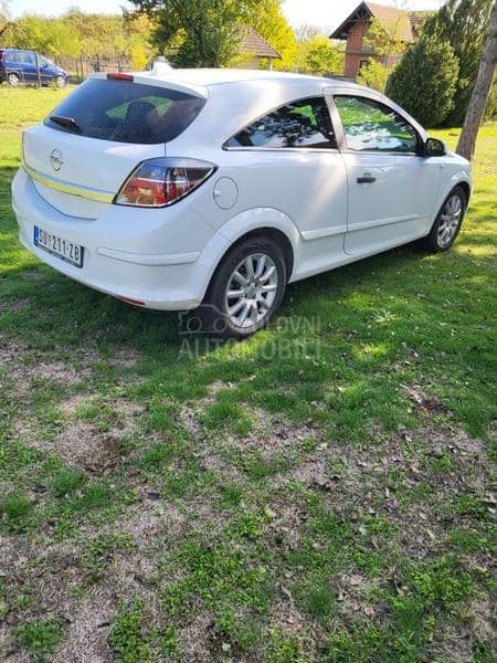 Opel Astra H 1,4 GTC